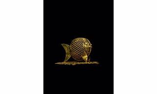 Handmade Dhokra Net Fish Pen Stand