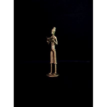 Handmade Dhokra - Tribal Standing Man Reading-2