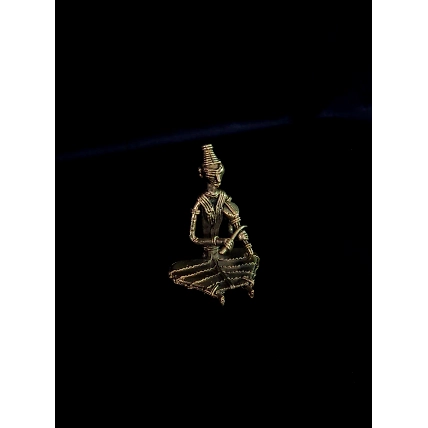 Handmade Dhokra -Siting Musician with Kendra-1