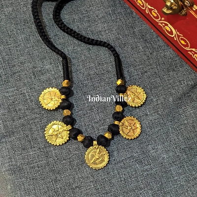 IndeVillez Handmade Tribal Dhokra Necklace ( 5 Circles )
