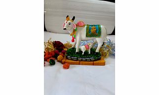 Multi-Colored Fibre Nandi Idol