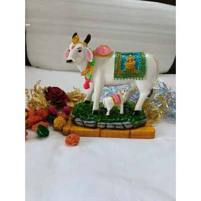 Multi-Colored Fibre Nandi Idol