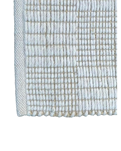 WHITE AND BROWN POLYSTER RUGS-1