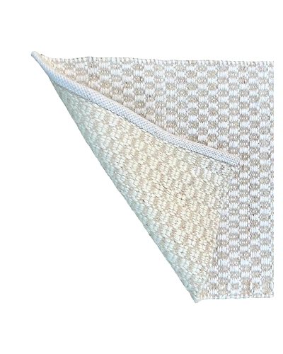 WHITE AND BROWN POLYSTER RUGS-1