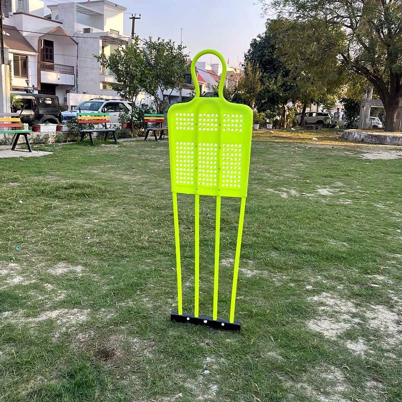 soccer free kick mannequin
