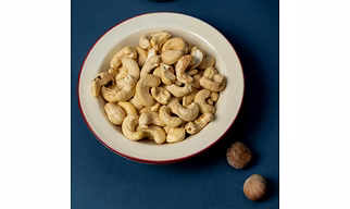 Cashew Nuts  W450