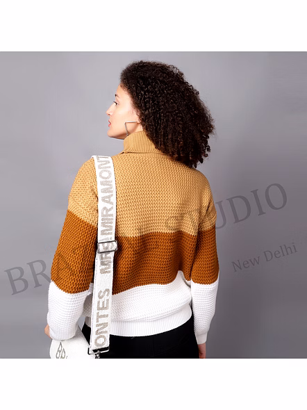 Colorblock Knit Turtleneck Sweater - Women’s Knit Sweater With Turtleneck And Three-tone Color Blocking