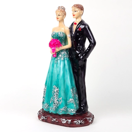 VIVARS HOME Romantic Love Couple Statue Showpiece for Valentine Day-2