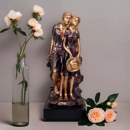 VIVARS HOME Romantic Love Couple Statue Showpiece-12441512