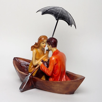 VIVARS HOME Resin Romantic Boat Couple Showpiece for Valentine-2