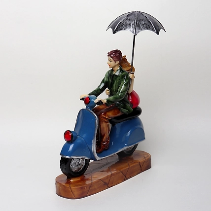 VIVARS  HOME Resin Scooter Romantic Love Couple Statue-3