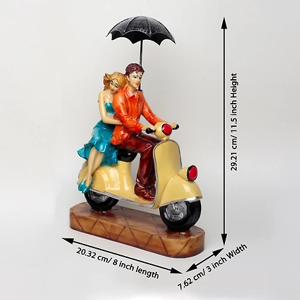 VIVARS HOME  Resin Scooter Romantic Love Couple Statue-1