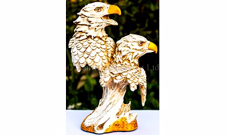 Handmade collectable Resin White Twin Eagle Figurine for Home Décor