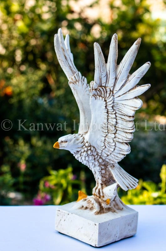 Handmade Collectible Resin White Freedom Figurine Eagle for Home Décor-2