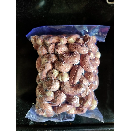 Cashew Nuts Roasted and Salted with Skin Small Size-12474788