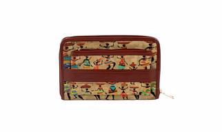 Chic Wallet with front pouch Culturally vibrant Beige