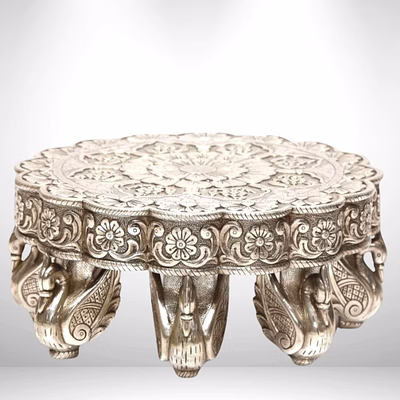 kalagya luxurious handcrafted silver clad round table | peacock leg accent table