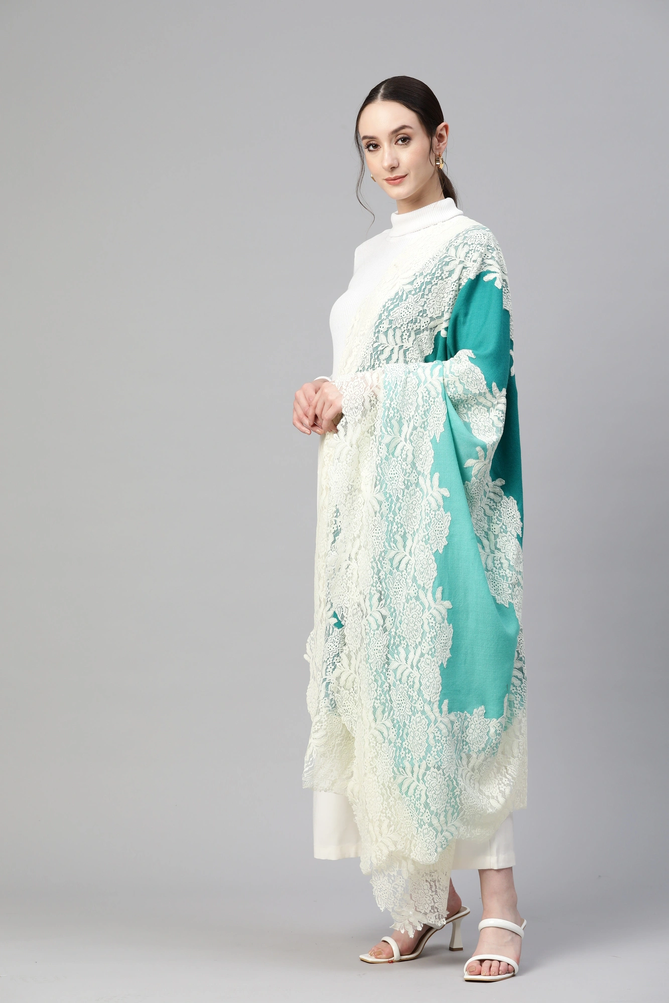 Turquoise Blue Ombre with Lace Fine Wool Shawl-8