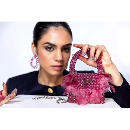 Pink Purse : Embrace Elegance with Exquisite Fur Bag-2