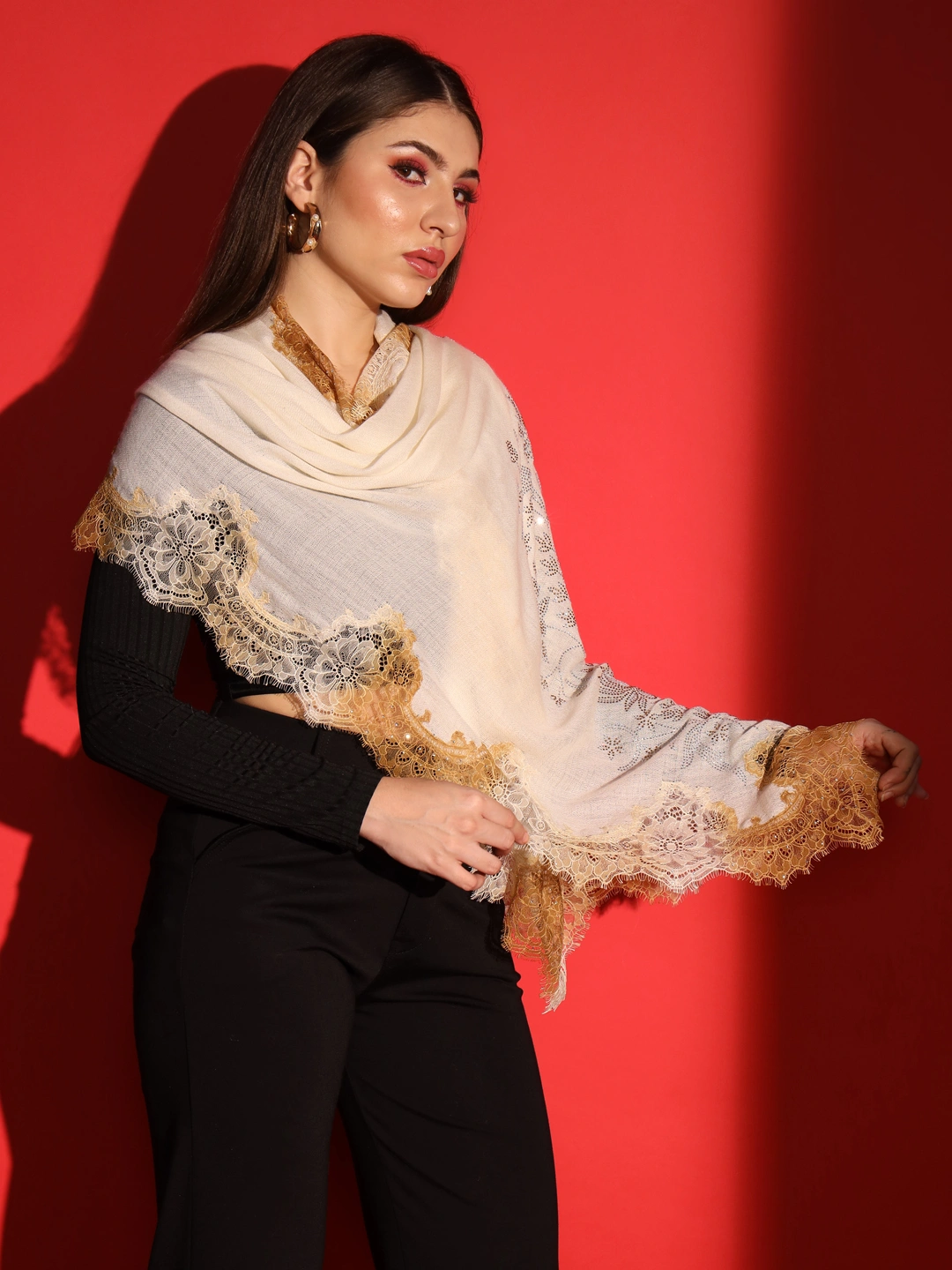 beige shawl with lace and swarovski-3