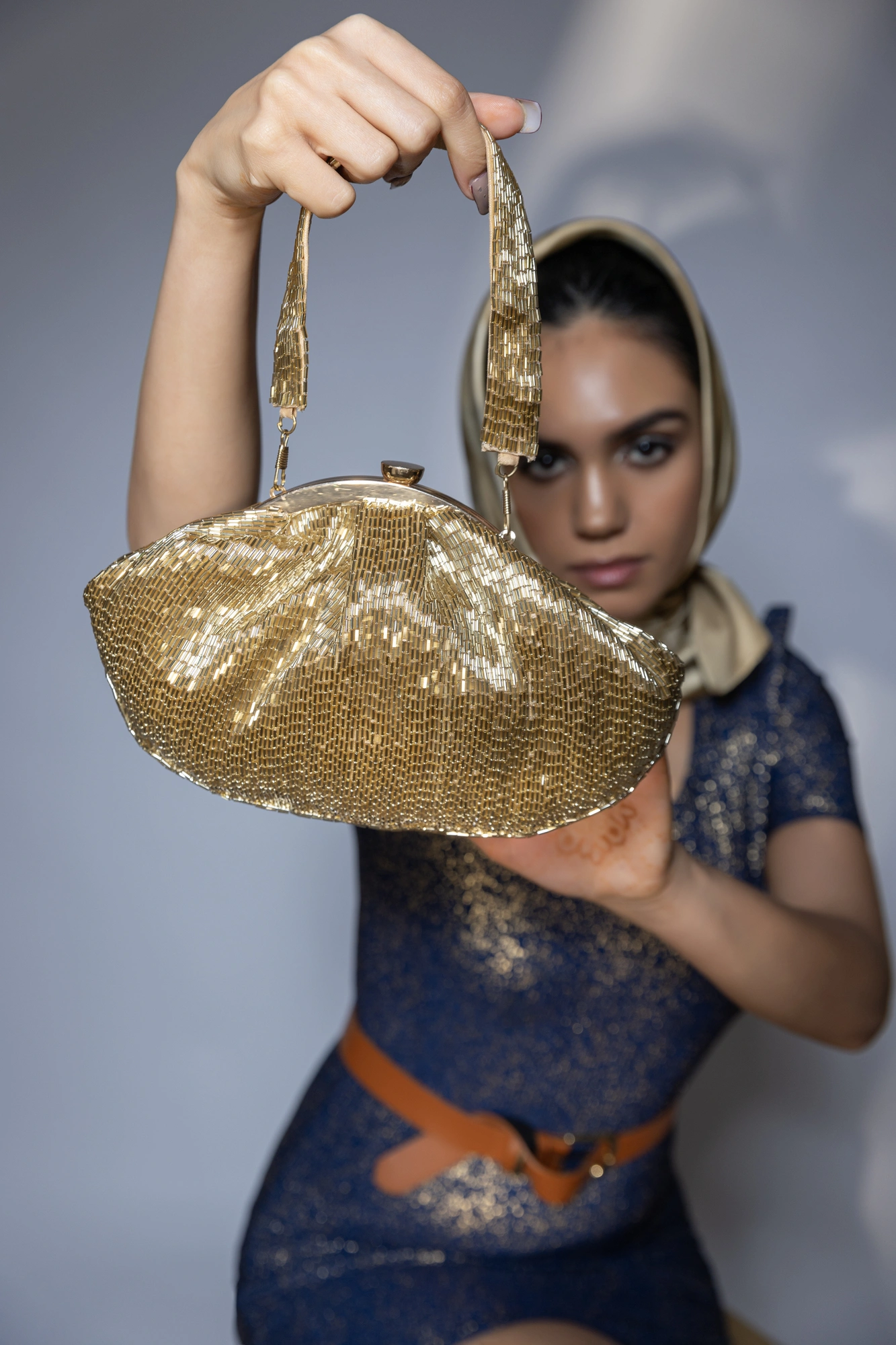 Golden Clutch shoulder bag an ideal crystals bag-MOD-FHS-GOLD-DANA-PURSE