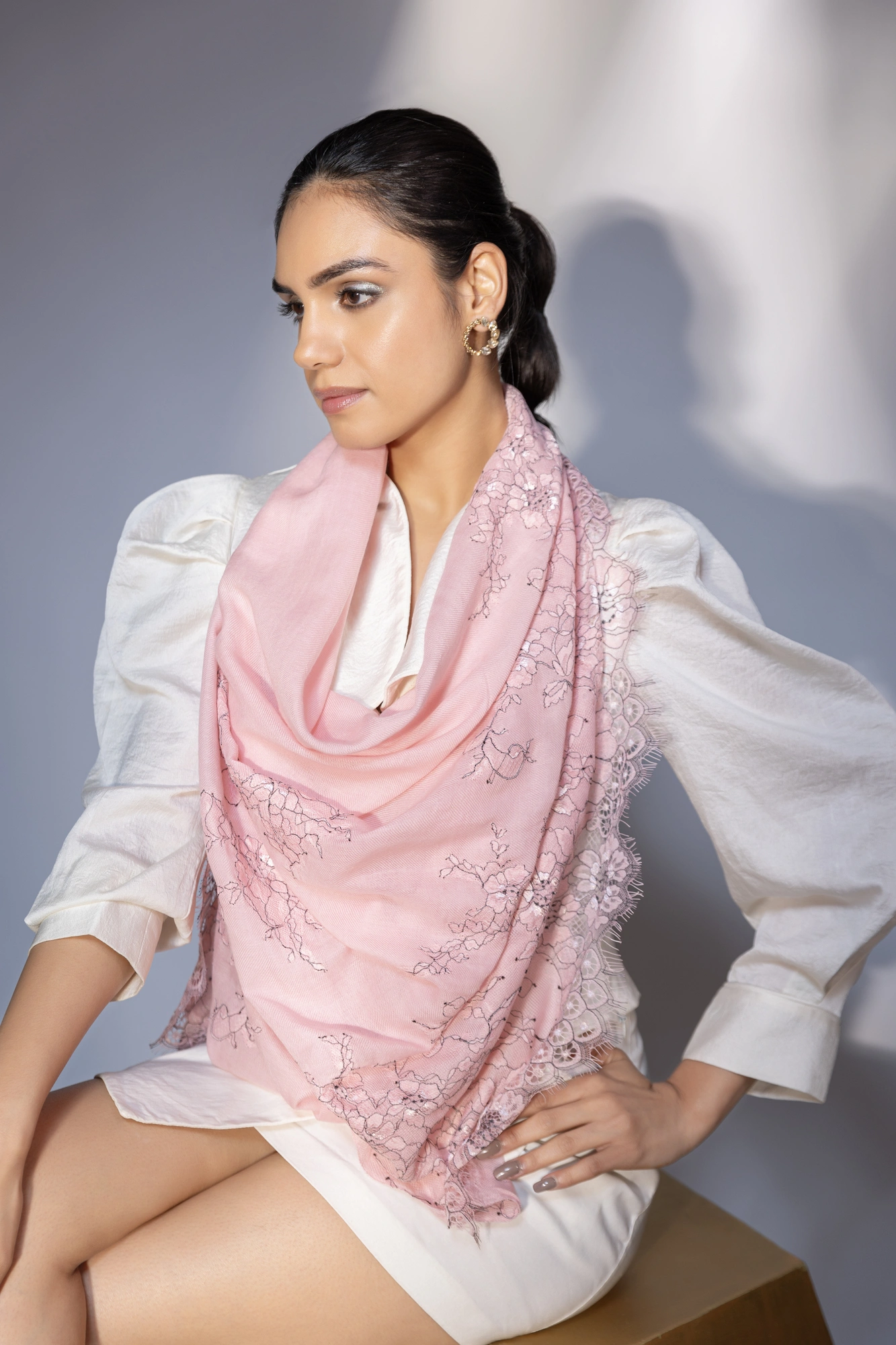 Pink shawl with delicate lace, beautiful women's winter shawl-2