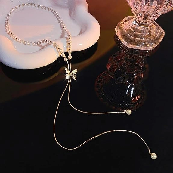 Luminous Pearl Butterfly Pendant Necklace-3