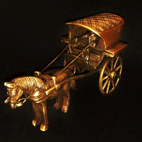 Premium Brass Horse-Drawn Carriage showpiece-2