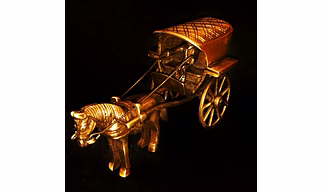 Premium Brass Horse-Drawn Carriage showpiece