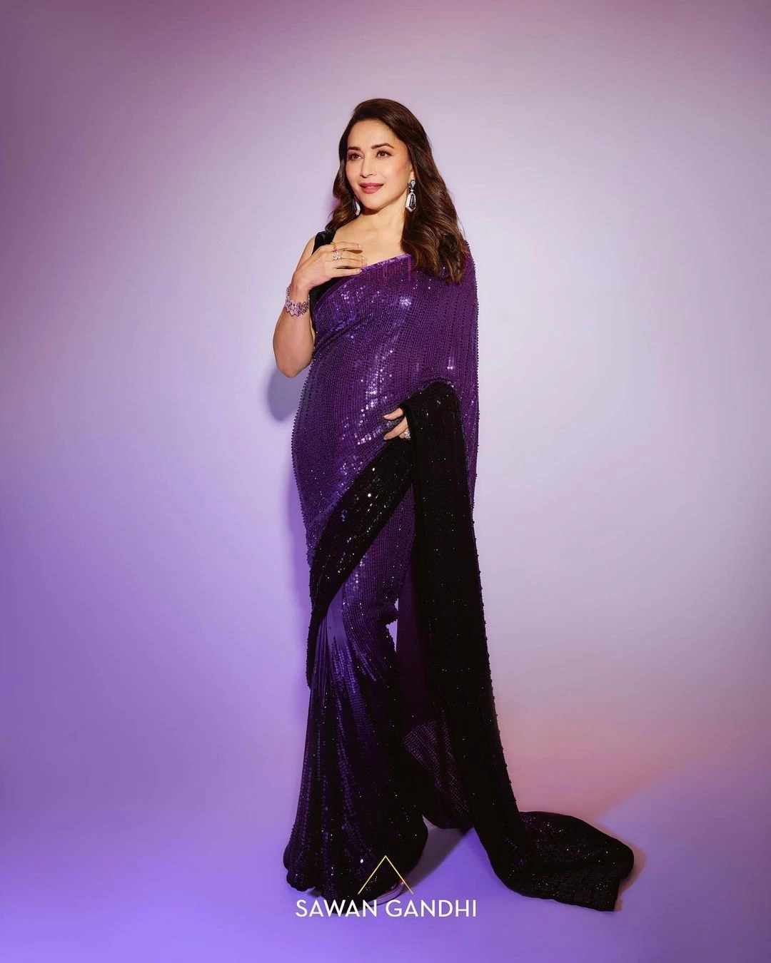 Georgette Saree with Sequins Brilliance With Blouse Piecs-RNC-5320