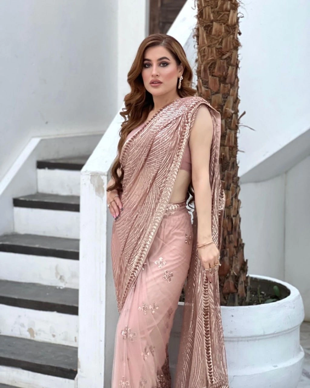 Elegant Soft Georgette Saree with Sequins Embroidery &amp; Heavy Banglori Blouse-Light Pink-3