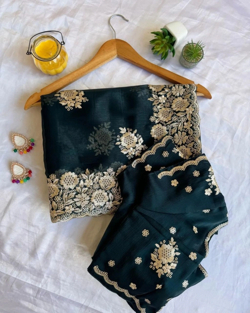 Berberry Silk Saree with Stunning Gold Zari Embroidery &amp; Unstitched Blouse-Blue-2