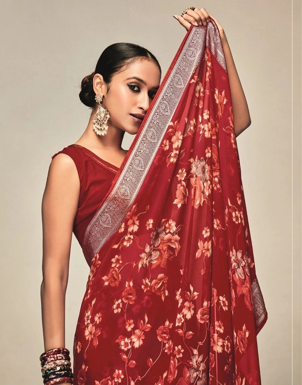 Georgette Saree With Jaquard Lace With Blouse Piecs-Red-1