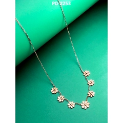 Elegant Daily Wear Pendant Chains for Modern Women - Sophisticated & Versatile