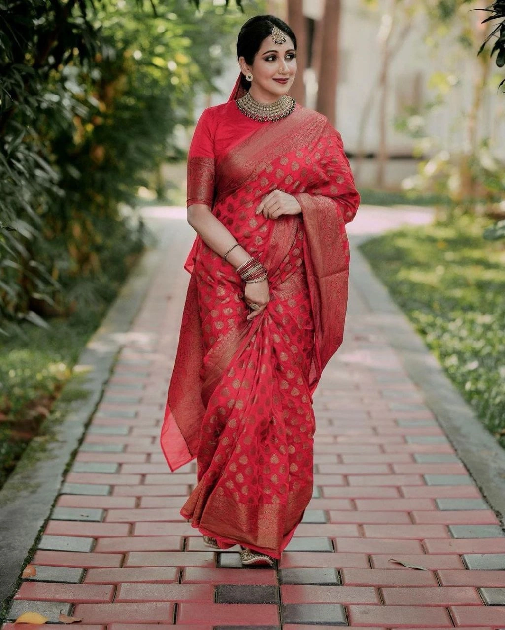 Soft Silk Saree with Copper Jari Work, Rich Design, and Jacquard Border Blouse Piece-Red-5