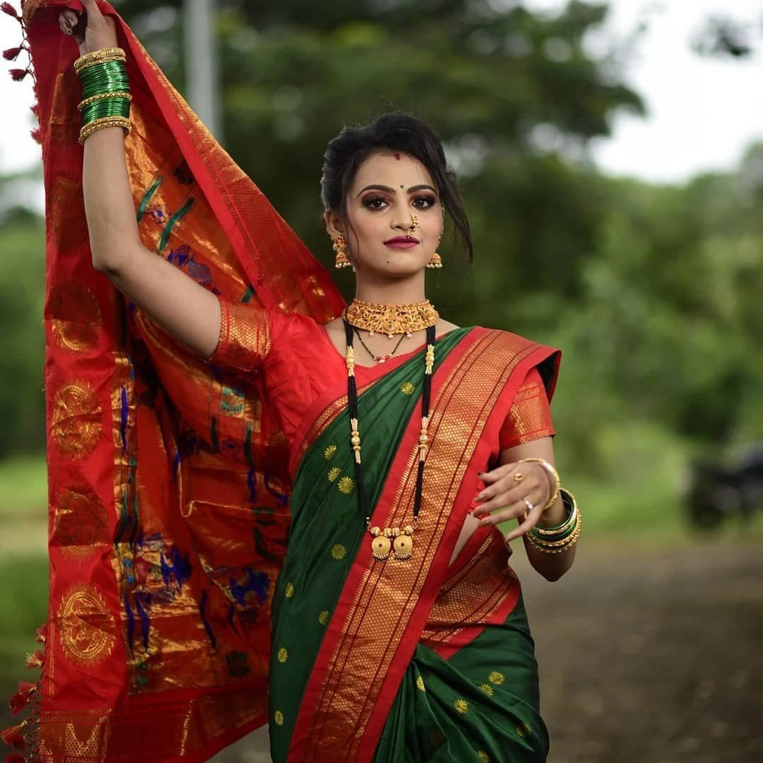 Soft Silk Golden Jari Paithani Saree with Peacock Pallu &amp; Jaquard Border Blouse Piece-SRIAmrutha-Green