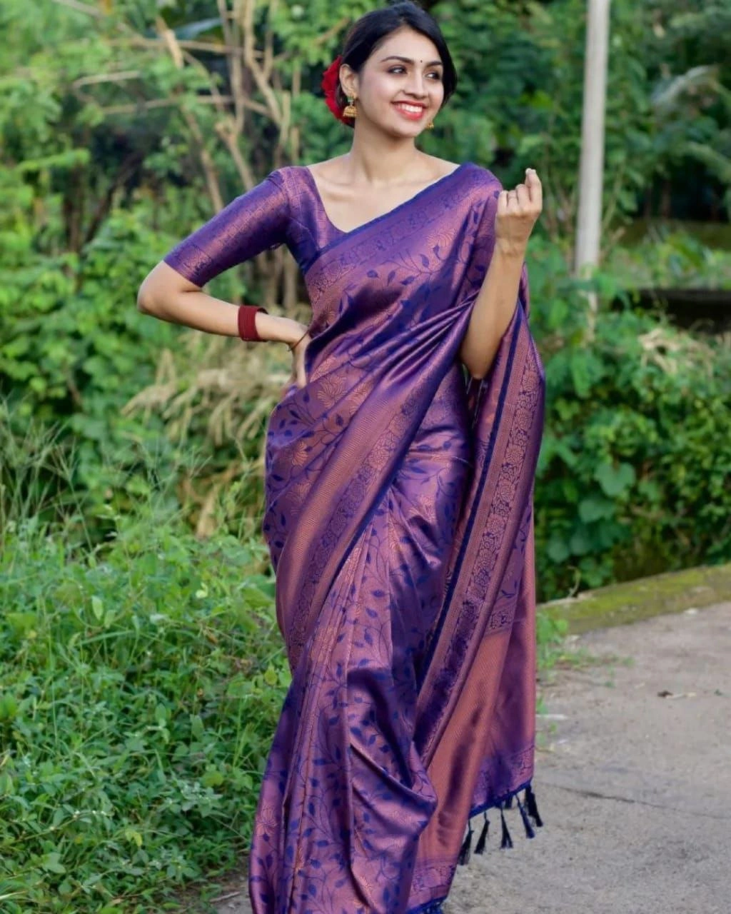 Soft Silk Golden Jari Saree with Rich Pallu &amp; Jacquard Border - Perfect for Celebrations-Purple-1