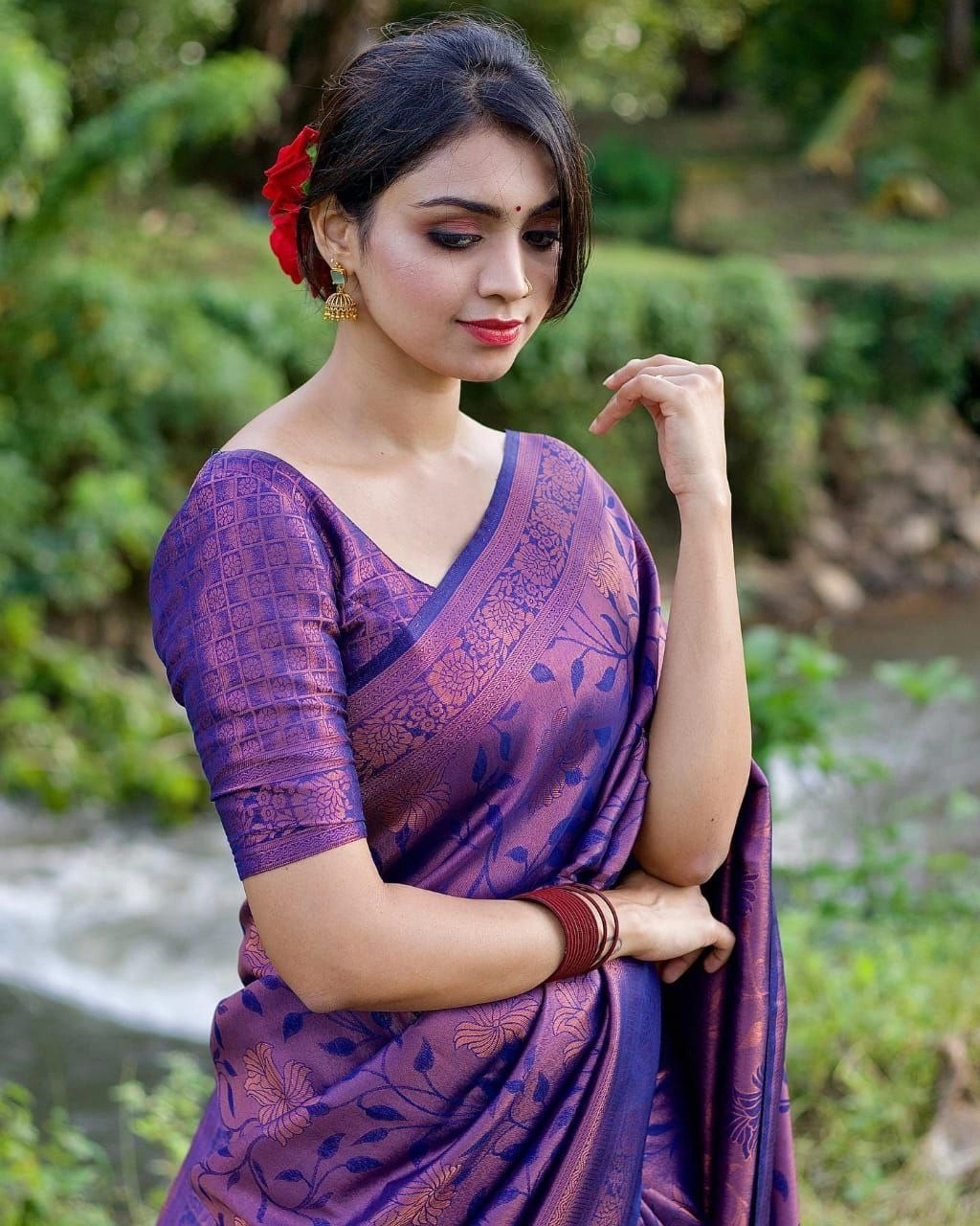 Soft Silk Golden Jari Saree with Rich Pallu &amp; Jacquard Border - Perfect for Celebrations-Purple-4