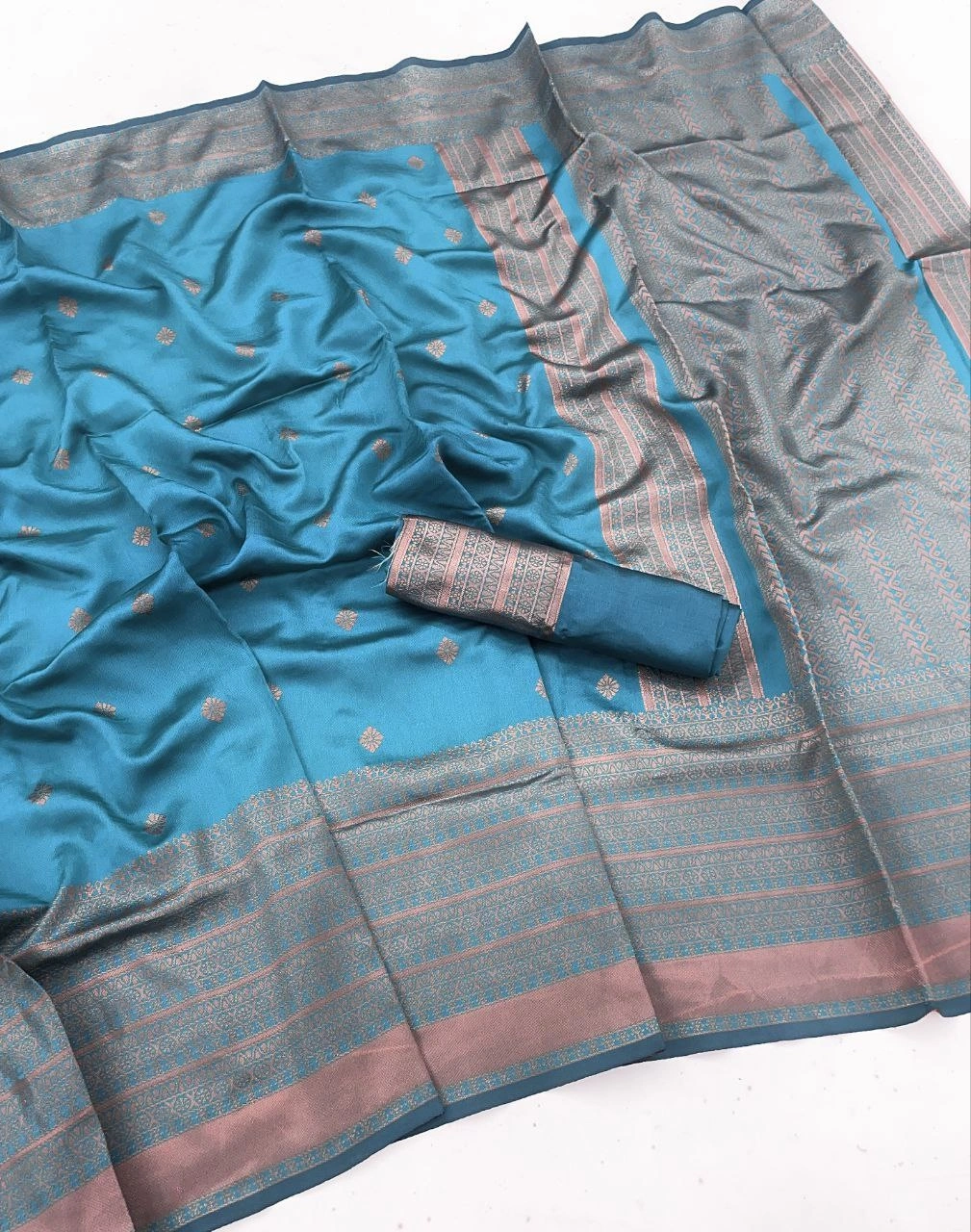 Soft Silk Saree with Copper Jari Work, Rich Design, and Jacquard Border Blouse Piece-Firozi-5