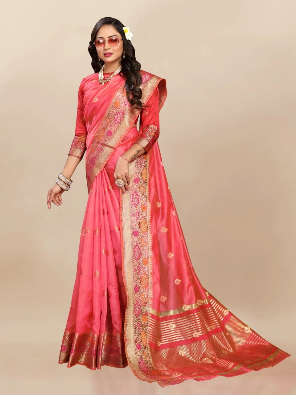 Soft Organza Silk Saree with Meenakari Weaving, Zari Pallu, and Silk Blouse Piece-Red-2