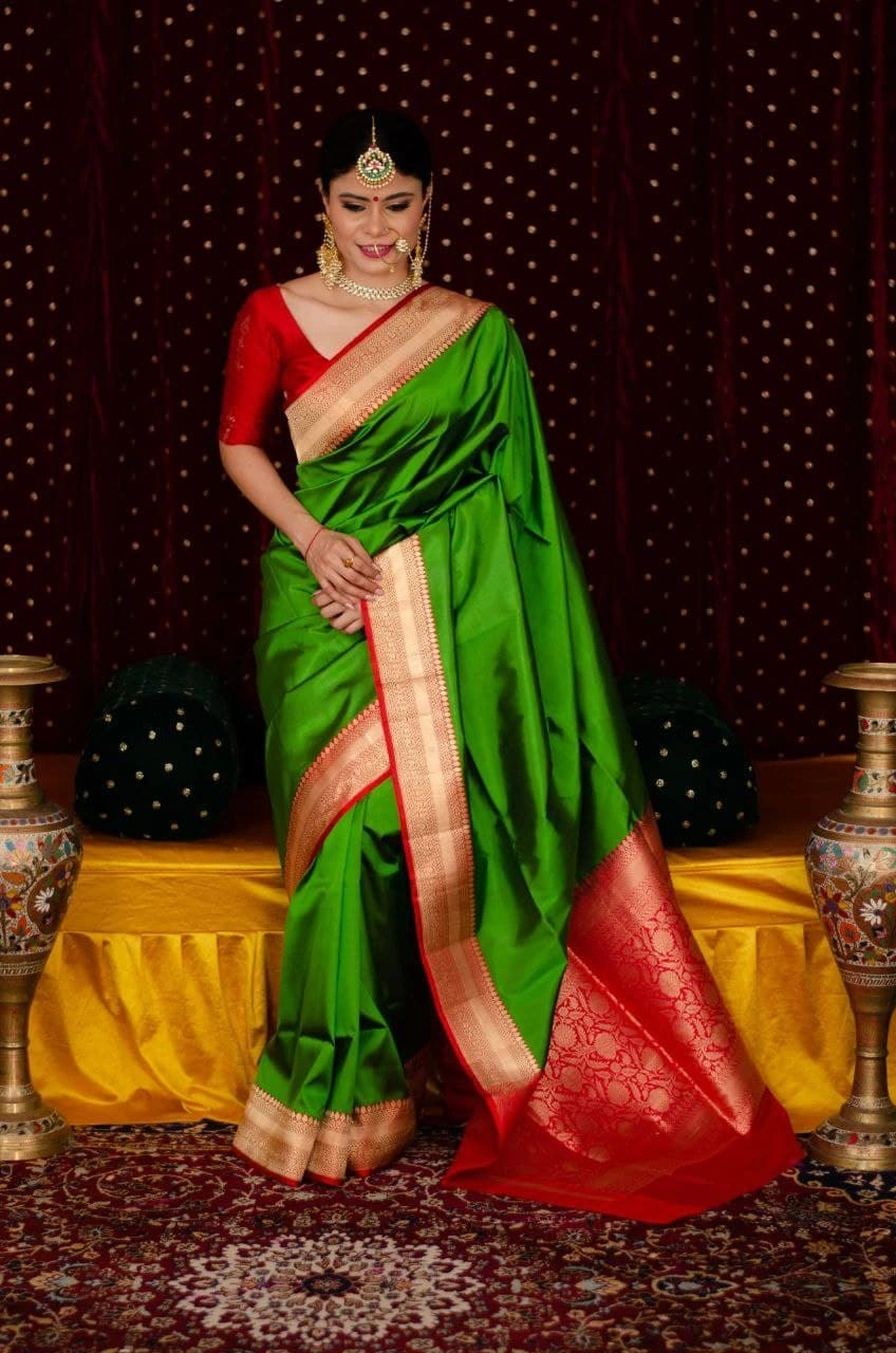 Soft Lichi Silk Saree with Golden Jari Border and Trendy Rich Pallu-Green-3