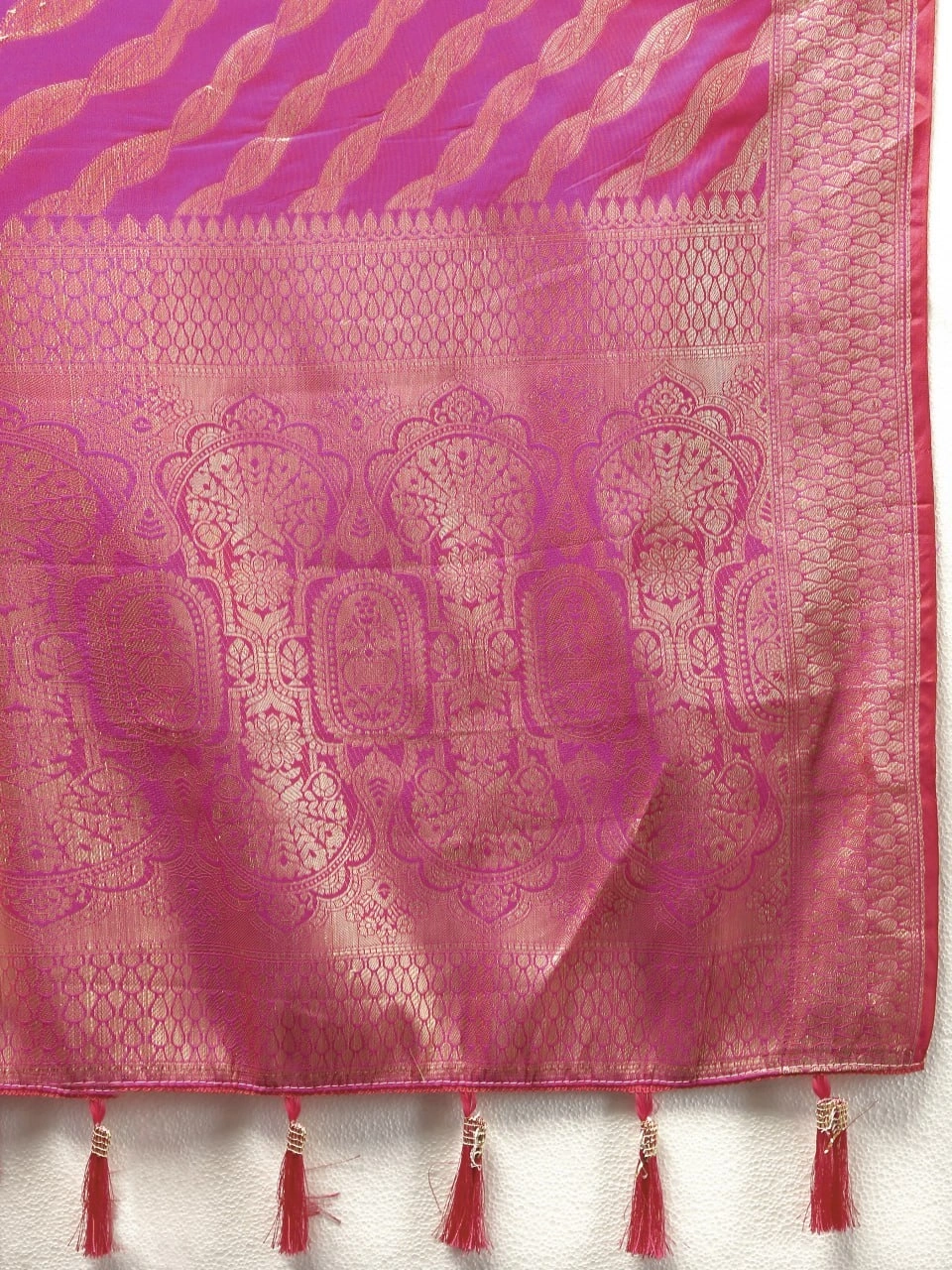 Soft Silk Saree with Gold Zari Lehriya, Rich Meenakari Weaving &amp; Tassel Pallu, Silk Blouse-Rani-4