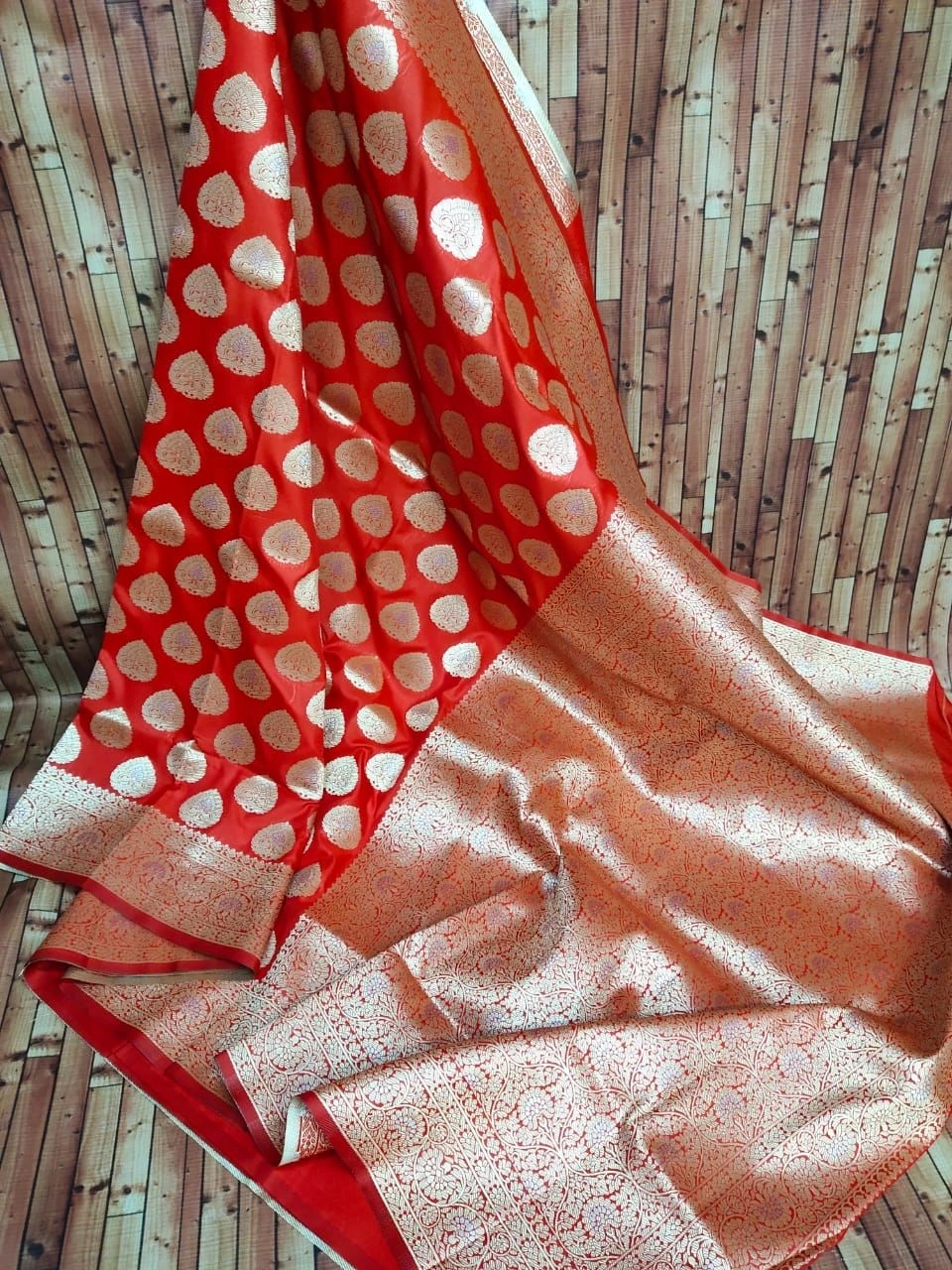 Kanchipuram Pure Silk Handloom Saree with Silver and Gold Jari-PCFTathastu-Red