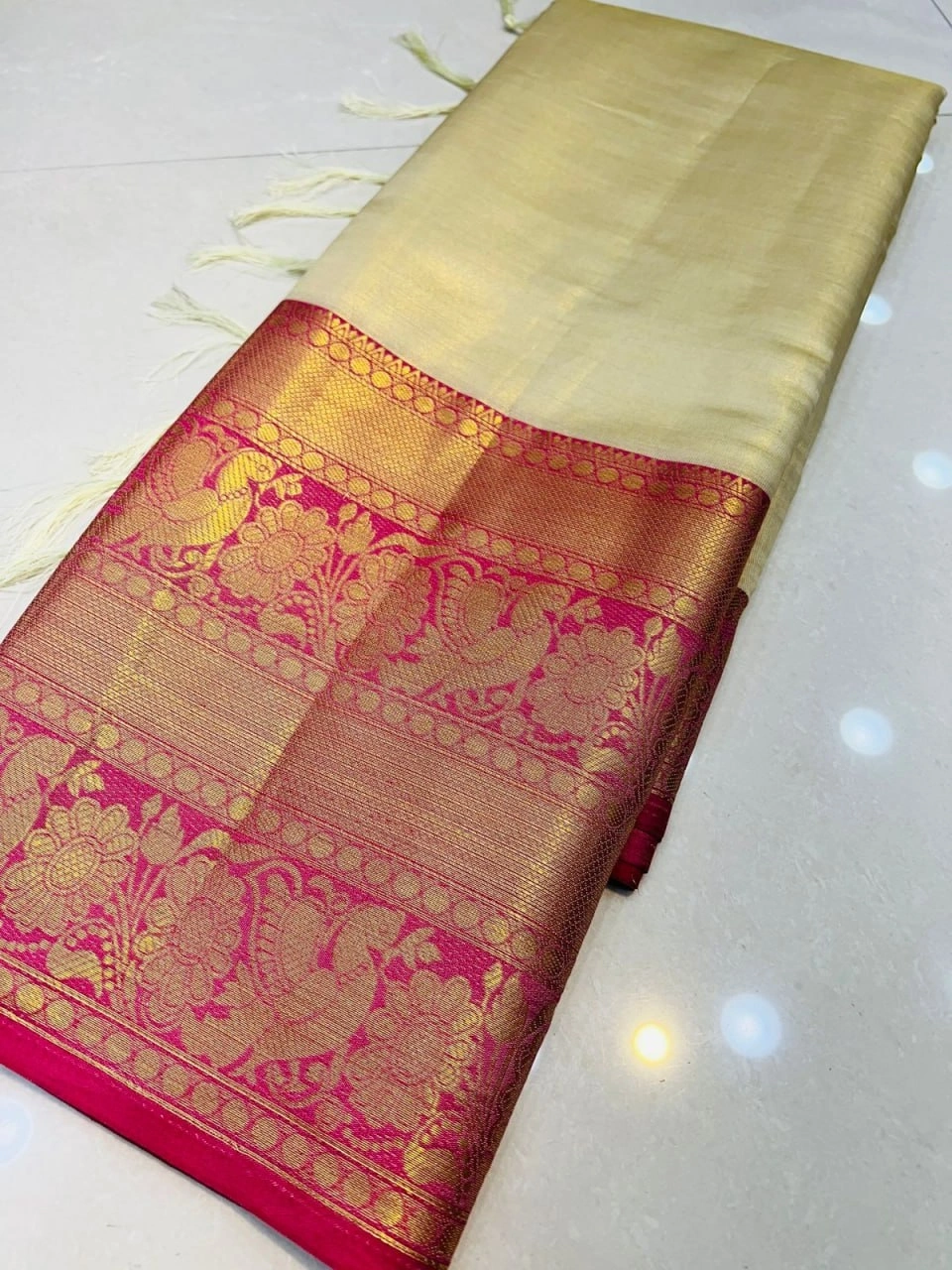 Elegant Pattu Saree with Brocade Blouse and Contrast Pallu in Soft Silk Fabric-PCFPlaintissue-White