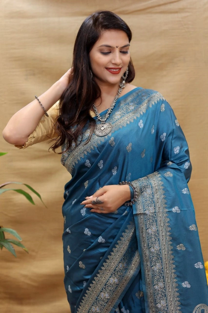 Kanchipuram Pure Silk Handloom Saree with Gold and Silver Jari Blouse Included-Pecock Blue-1