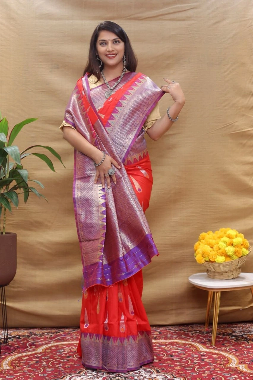 Elegant Handloom Silk Saree with Pure Zari Border and Rich Pallu-Red-1