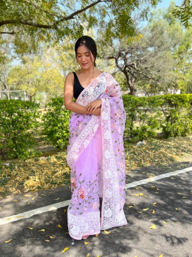 Organza Silk Saree: Exquisite Viscose Threadwork with Chikankari Border-Levender-1