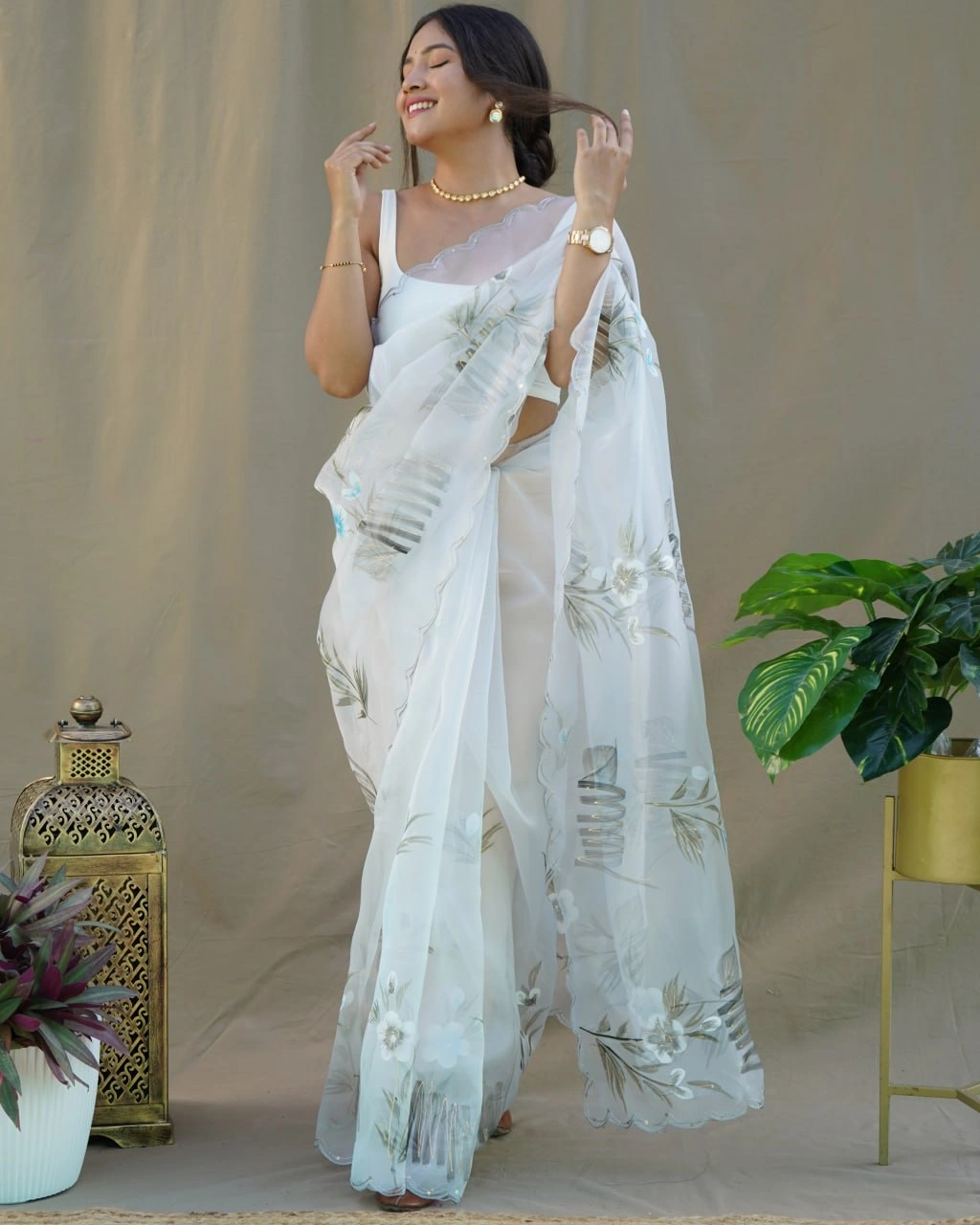 Organza Saree with Cut Work, Digital Print, Foil &amp; Hand Printed Blouse (White)-White-1