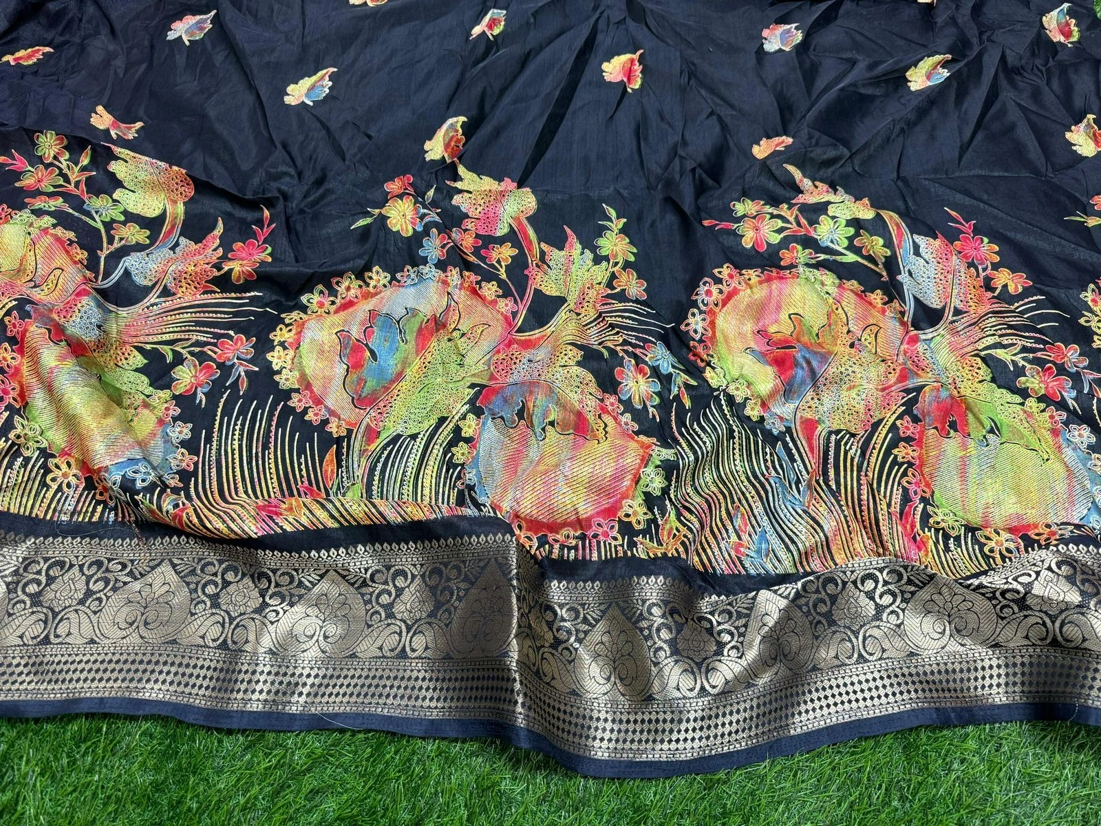 Gorgeous Dola Silk Sarees: Floral Design, Contrast Border &amp; Blouse-Peacock Blue-2