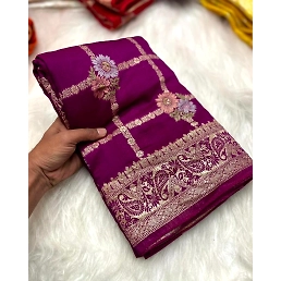 Exquisite Russian Silk Saree: Zari & Meenakari Weaving, Stunning Border